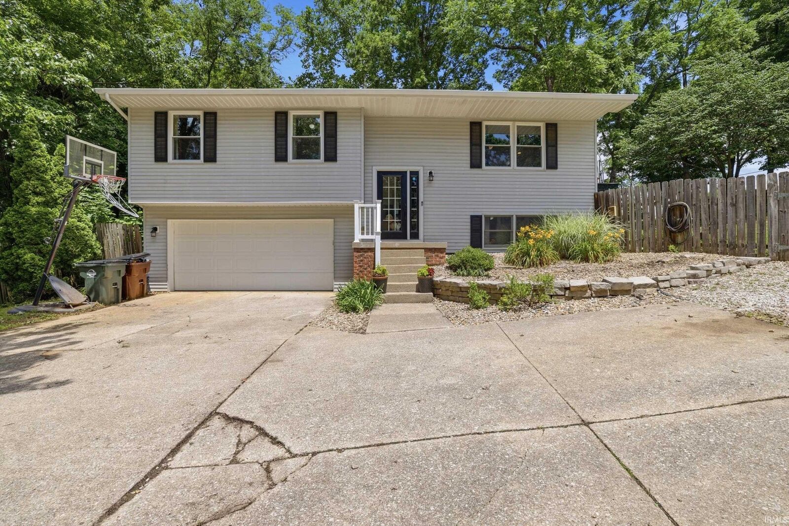 Property Photo: 4078 N Brookwood Drive IN 47404