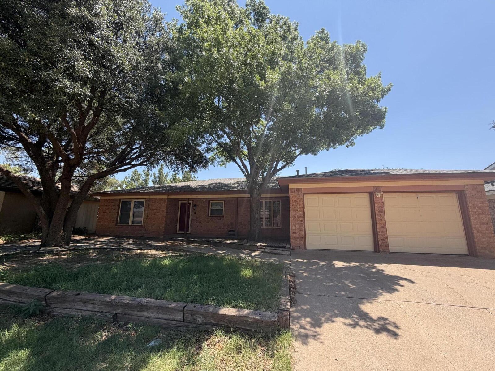 Property Photo: 9003 Lynnhaven Avenue TX 79423