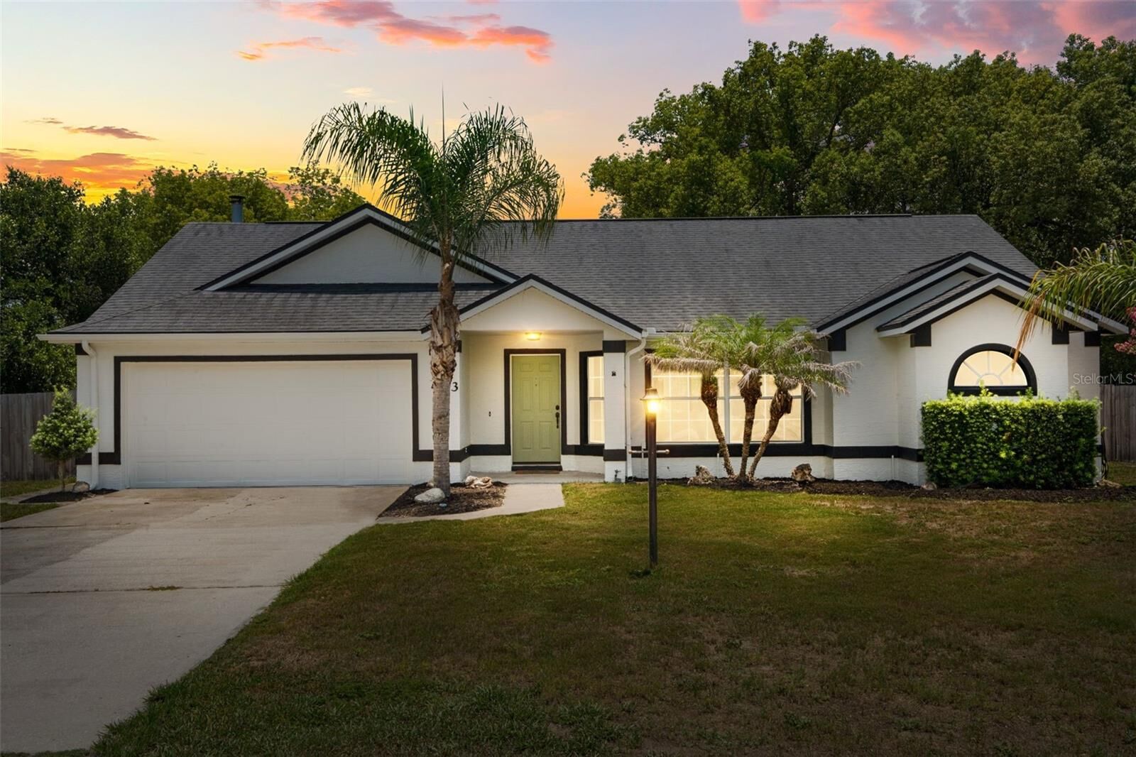 Property Photo: 5543 Pine Street FL 32757