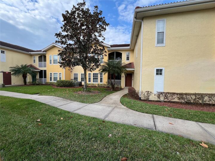 Property Photo: 12017 Villanova Drive 109 FL 32837