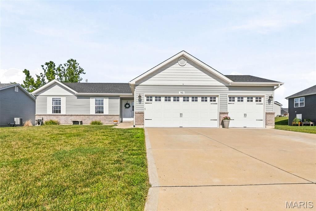 Property Photo: 113 Plymouth Drive MO 63390