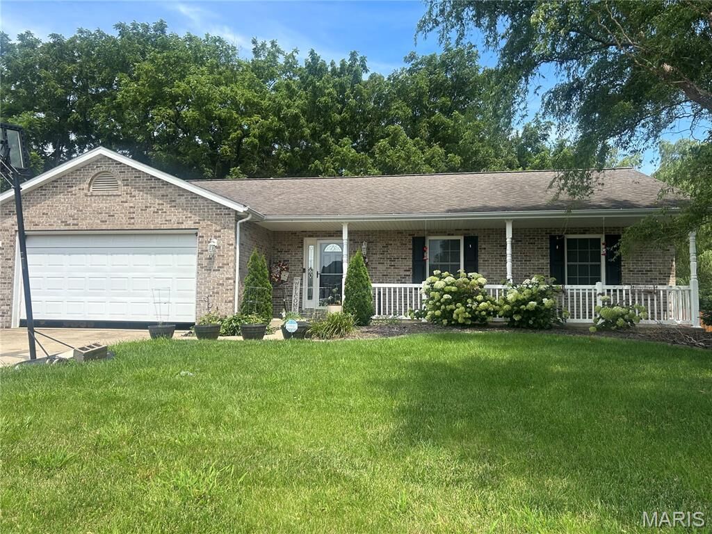 Property Photo: 4826 Cedar Spring Drive IL 62249