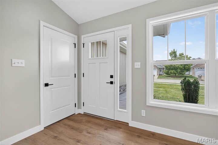 Property Photo:  40 Auburn Court B  IL 62249 
