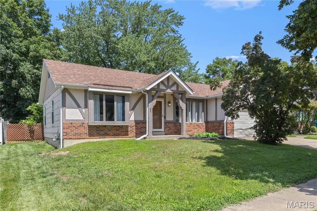 Property Photo: 15619 91st Avenue MO 63034