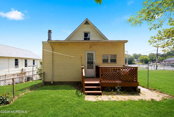Property Photo:  275 Laurence Parkway  NJ 08879 