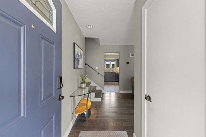 Property Photo:  4401 Florence Avenue  IL 60515 