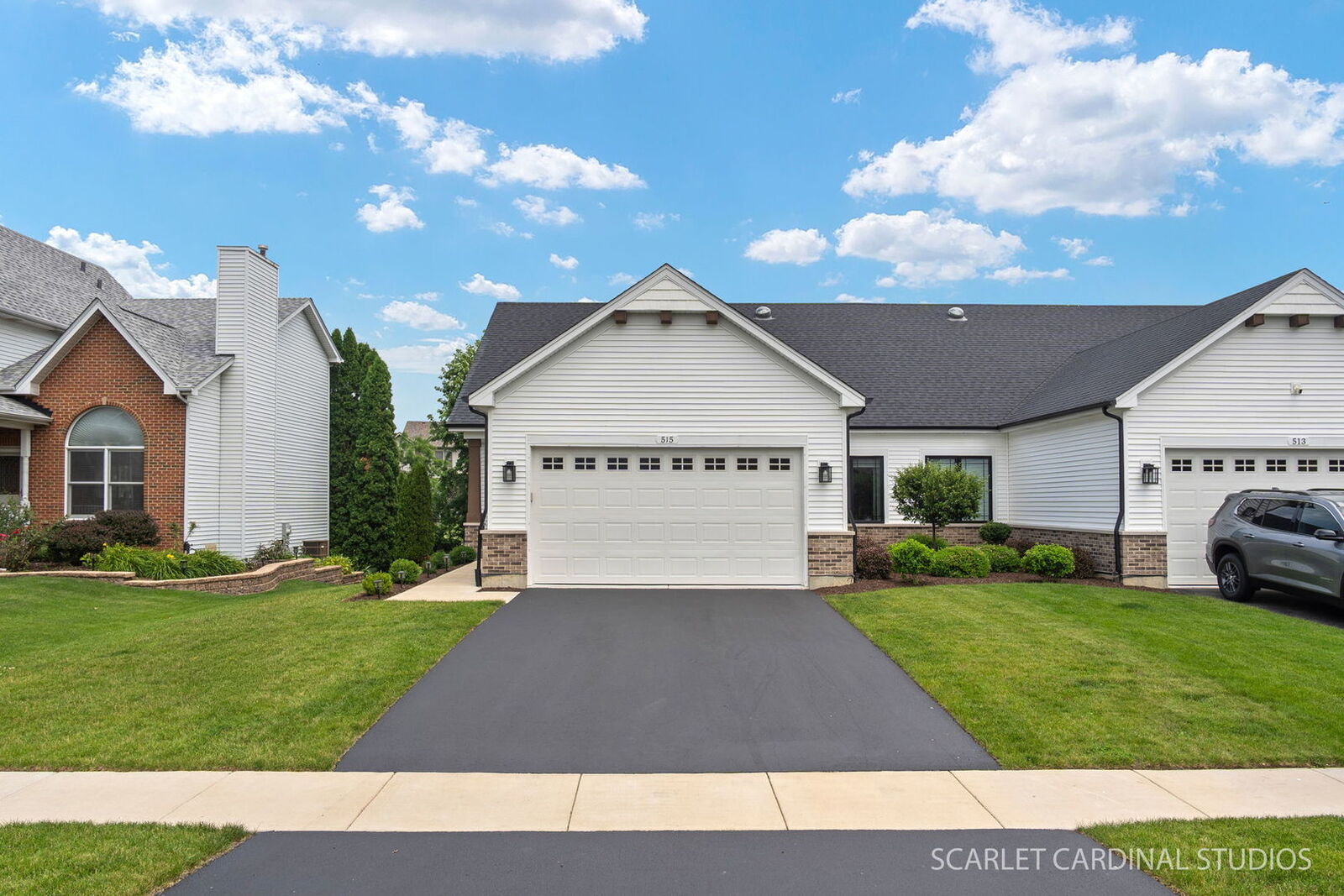 Property Photo:  515 Sudbury Circle  IL 60543 
