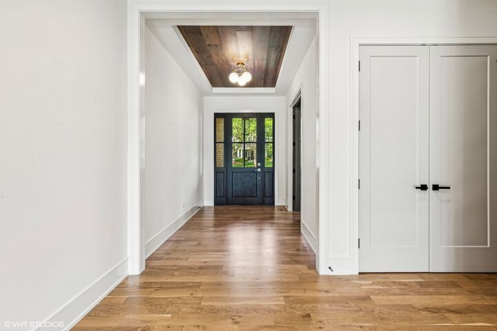 Property Photo:  4411 Woodward Avenue  IL 60515 