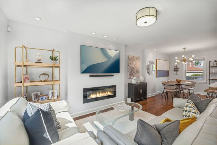 Property Photo: 1745 N Oak Park Avenue IL 60707