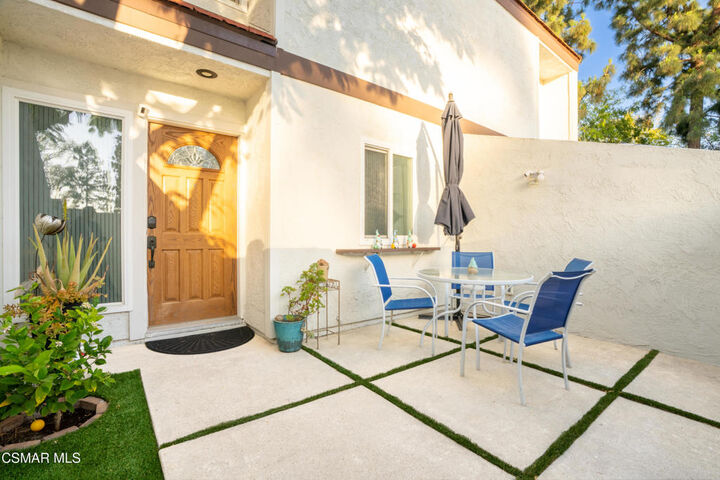 Property Photo:  744 Tuolumne Avenue  CA 91360 