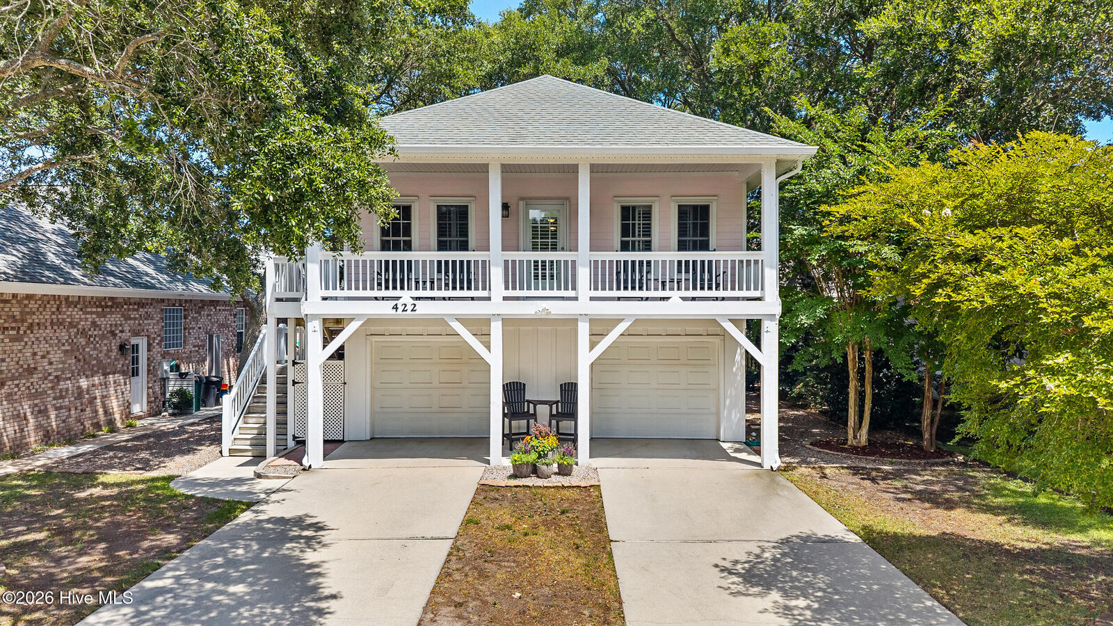 Property Photo:  422 Settlers Lane  NC 28449 