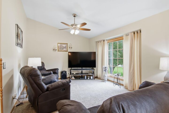 Property Photo:  1440 Birchwood Lane  WI 54703 