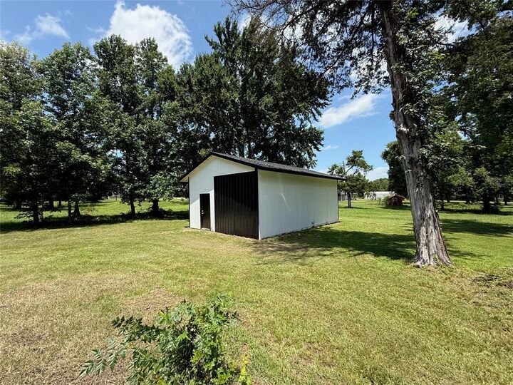 Property Photo: 322 County Road 2600 TX 75686