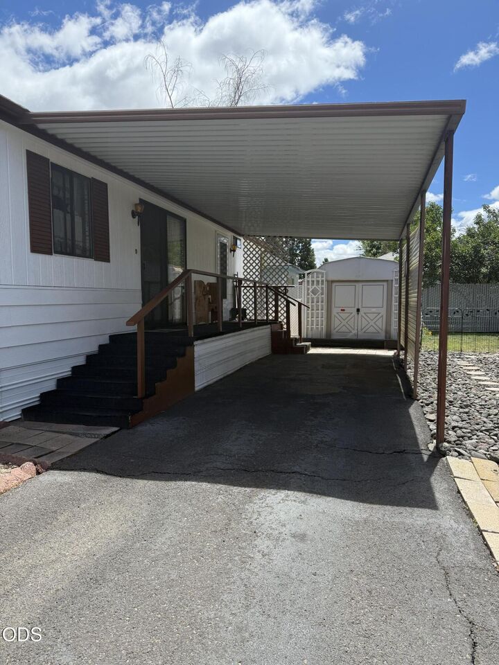 Property Photo: 3500 Summers Lane 2 OR 97603
