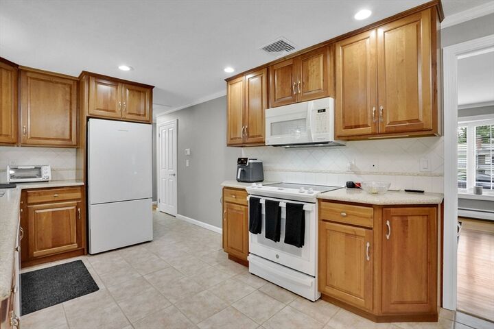 Property Photo: 125 East Allen Ridge Road MA 01118