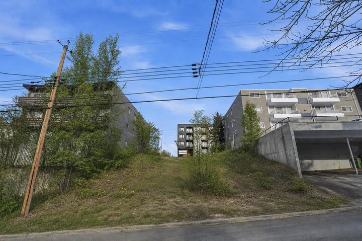 Property Photo: 1819 26 Avenue SW AB T2T 1E2