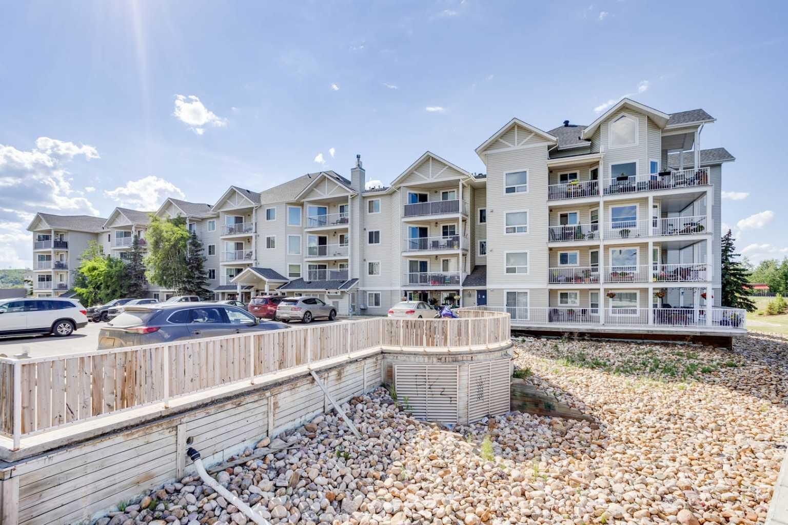 Property Photo: 38 Riedel Street 2204 AB T9H 3E1