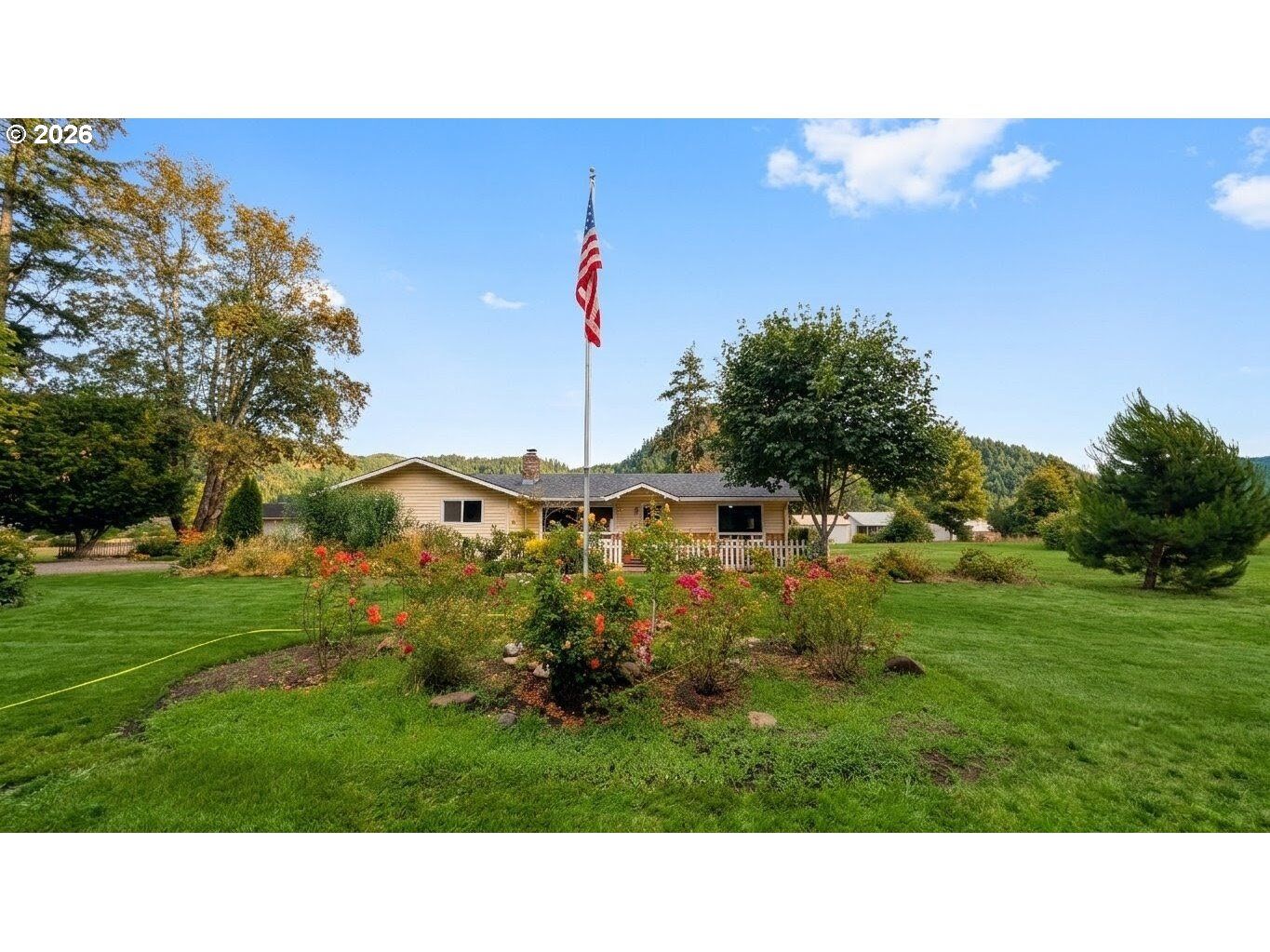 Property Photo:  36991 Row River Rd  OR 97424 