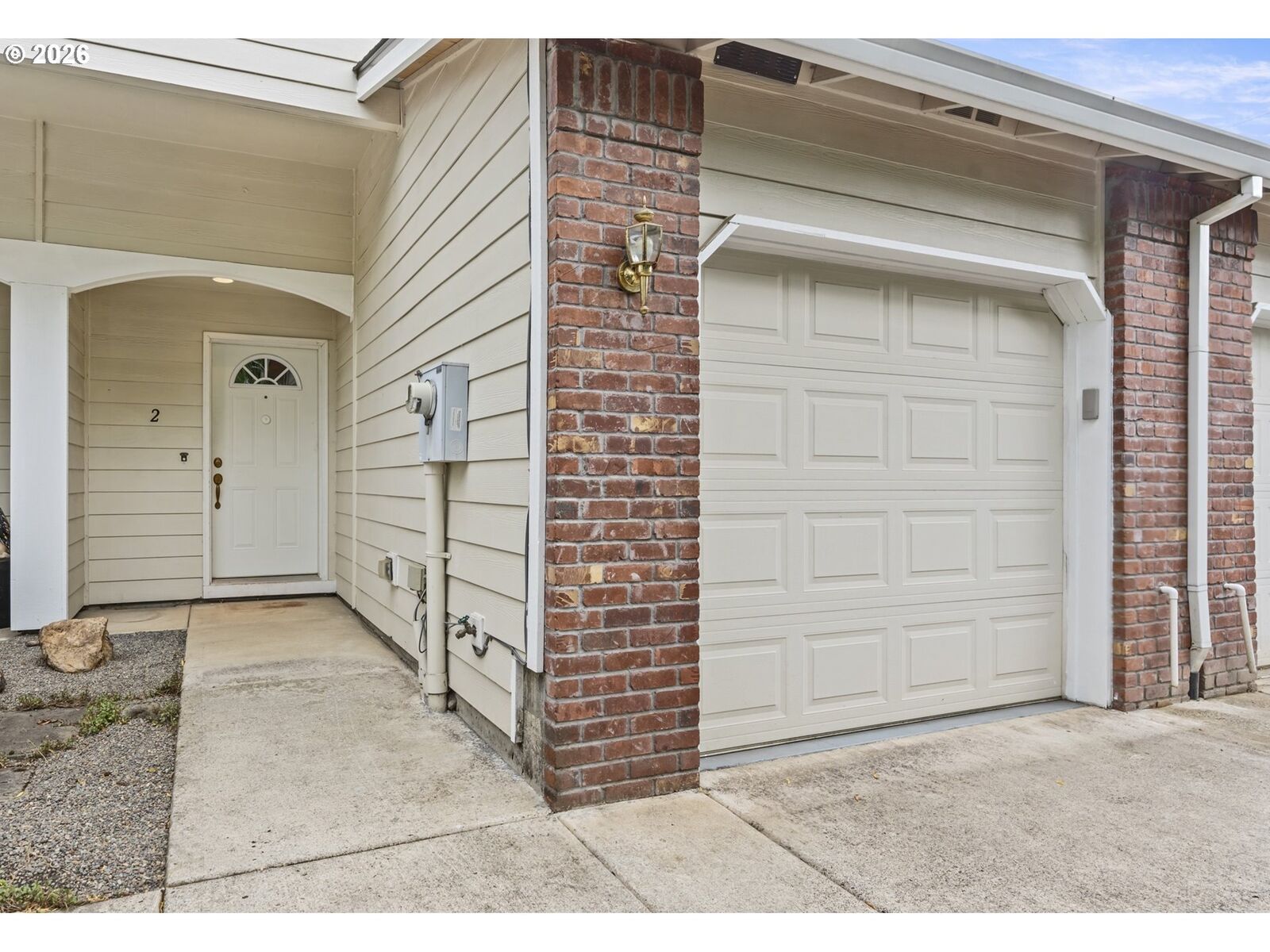 Property Photo: 1919 26th Ave 2 OR 97116