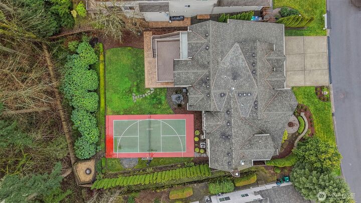 Property Photo:  14225 SE 87th Place  WA 98059 