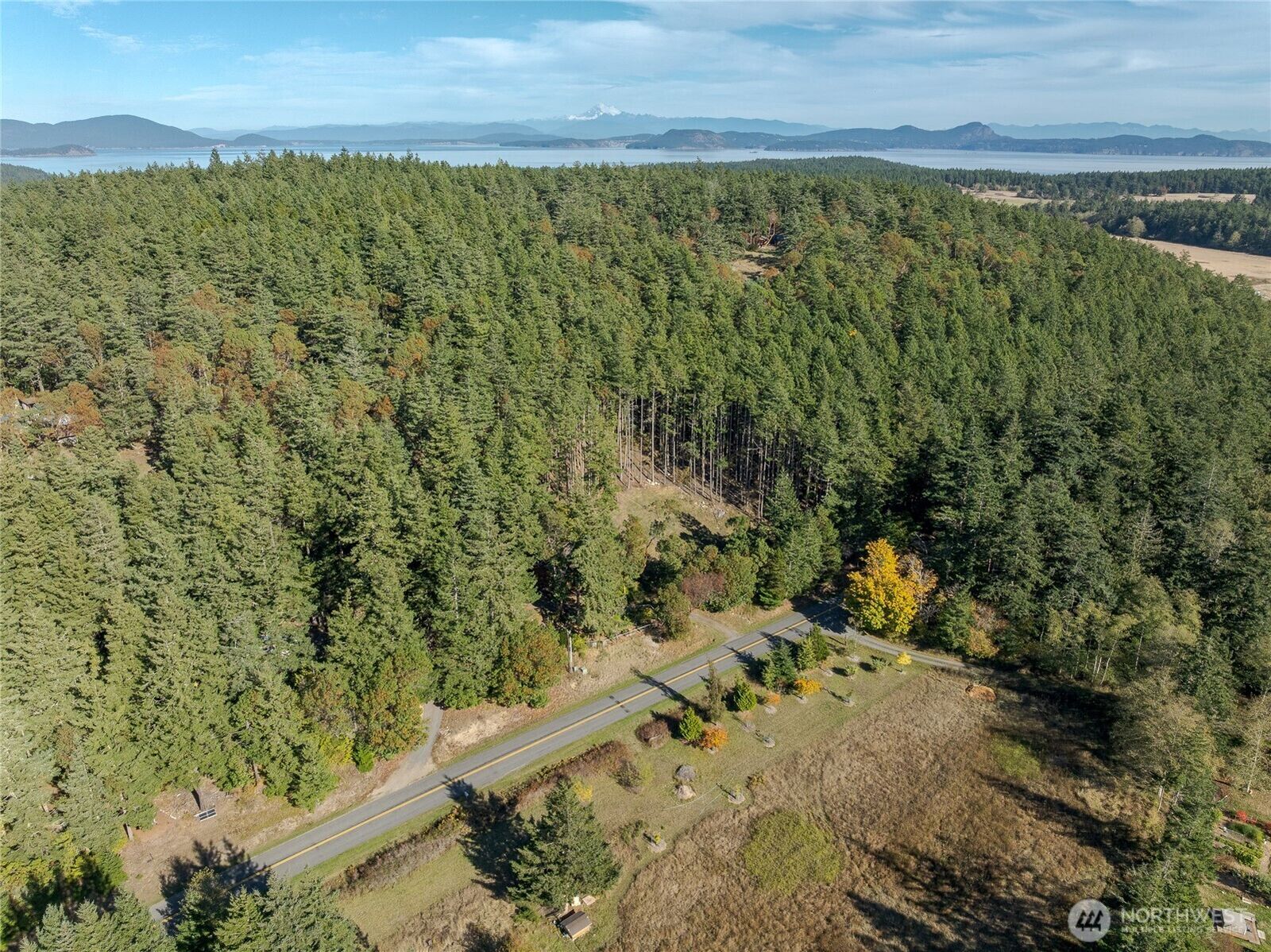 Property Photo: 4071 Mud Bay WA 98261