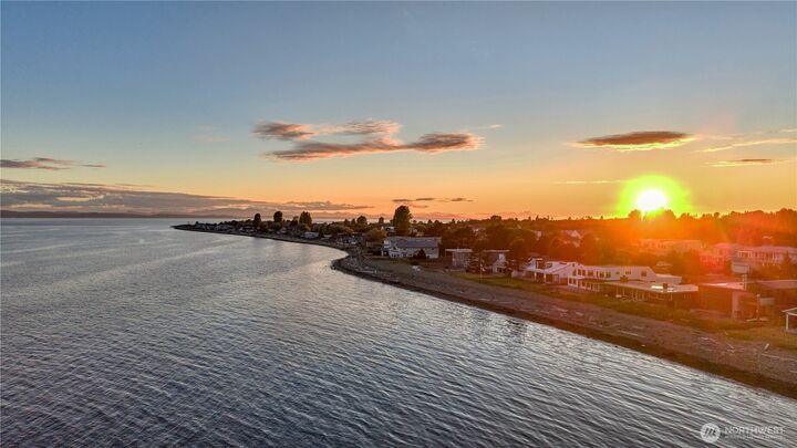 Property Photo:  1617  Edwards Drive  WA 98281 