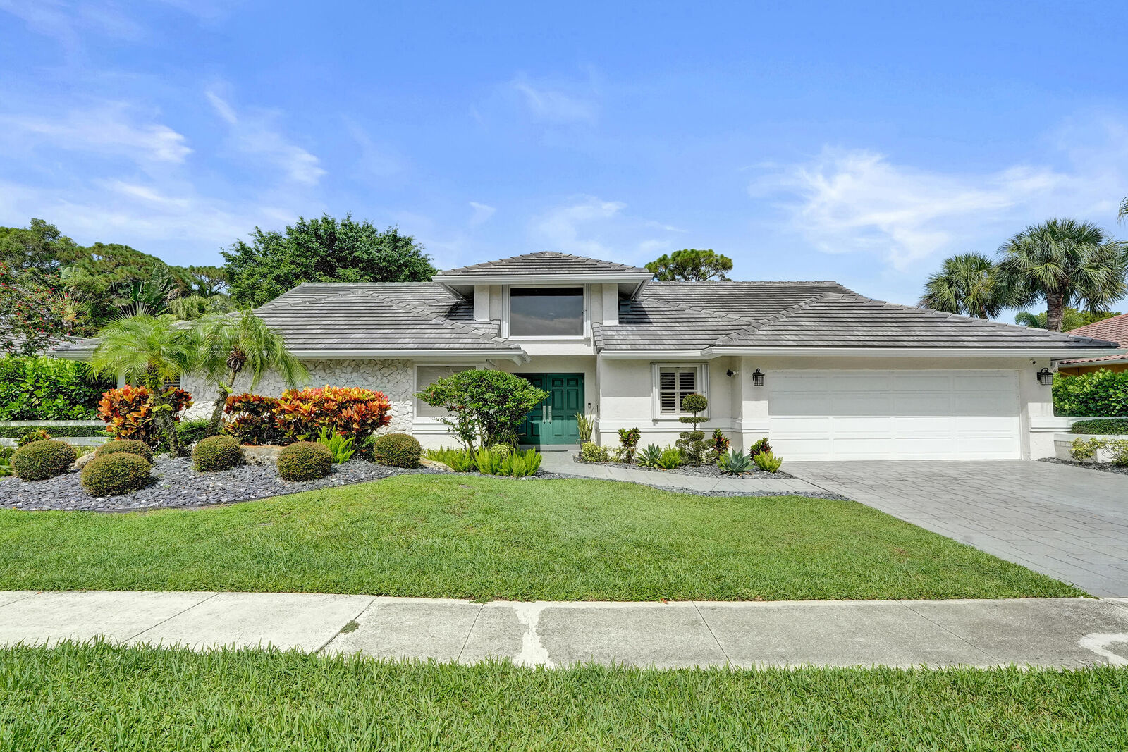Property Photo: 4480 NW 28th Avenue FL 33434