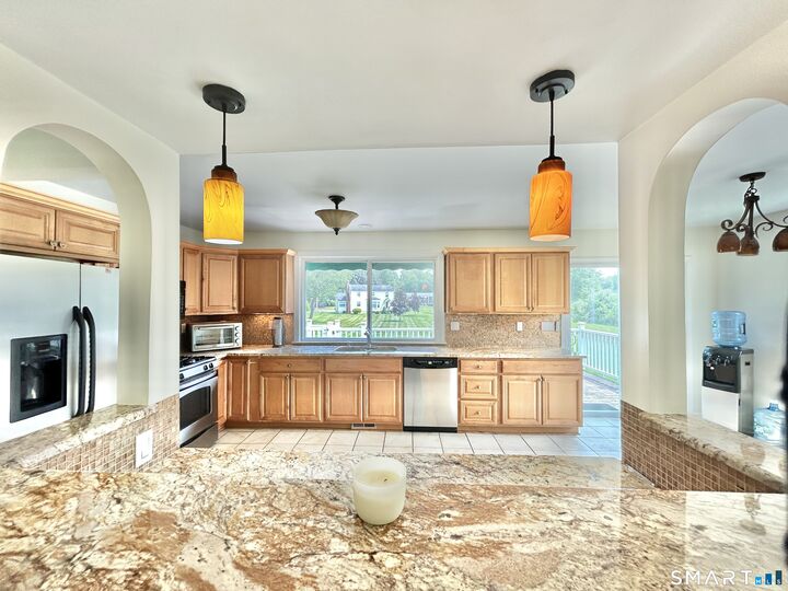 Property Photo:  2007 Hartford Turnpike  CT 06473 