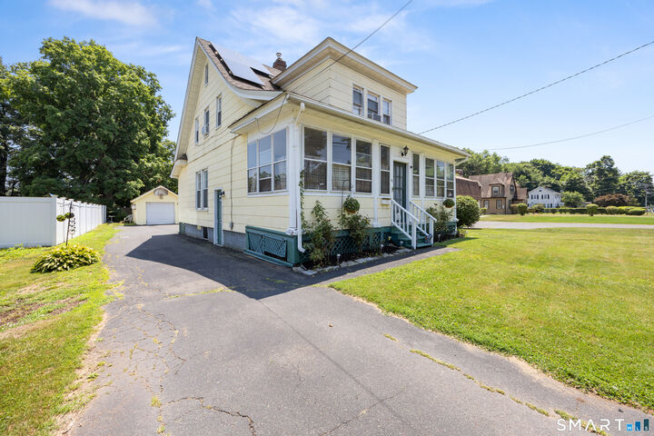 Property Photo:  62 Farmington Avenue  CT 06062 
