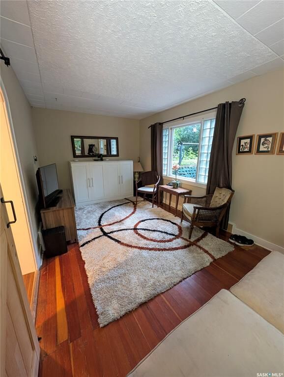 Property Photo:  106 Metropolitan Drive  SK S6H 7W6 