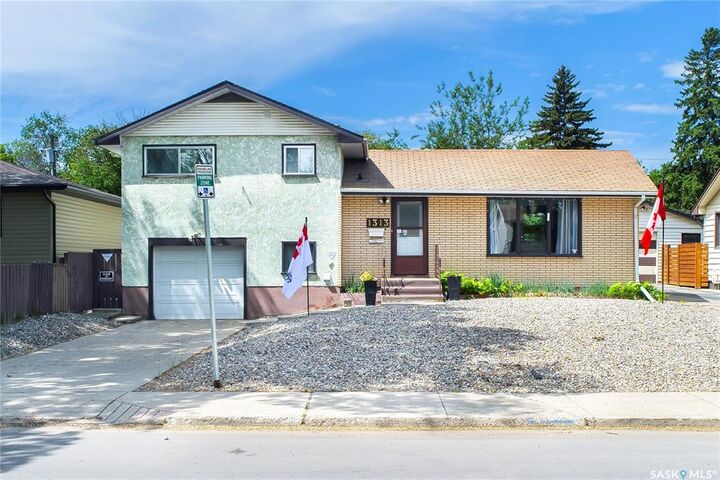 1313 N Avenue S — photo 1