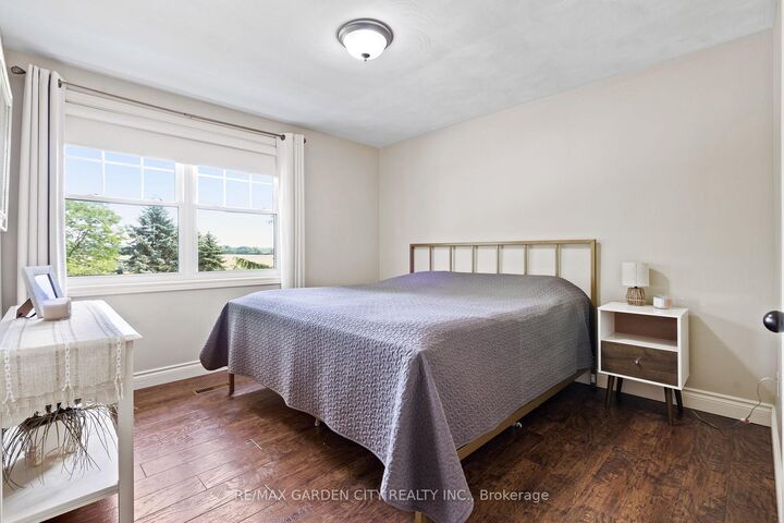 Property Photo: 809 Kilman Road ON L0S 1C0
