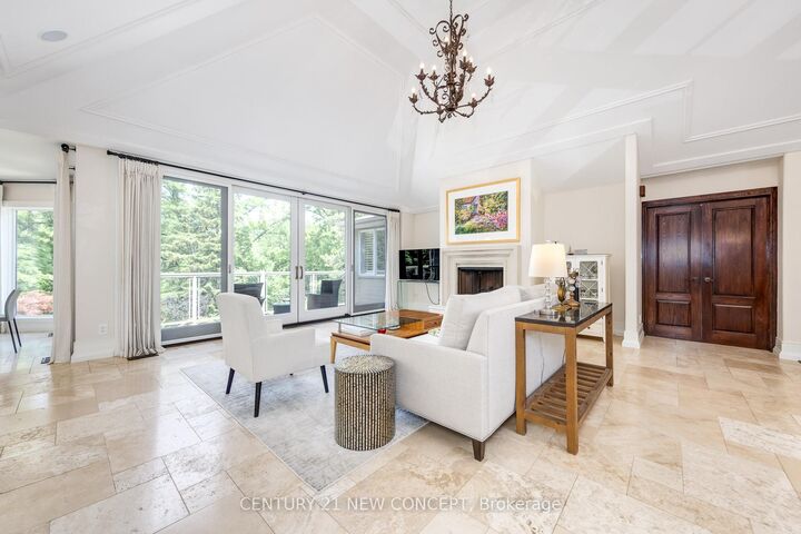 Property Photo:  8 Echo Valley Ridge  ON M9B 2B3 