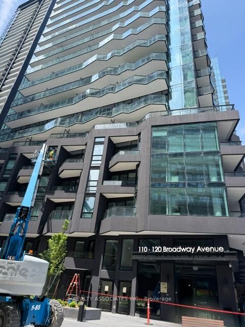 Property Photo:  110 Broadway Avenue S 321  ON M4P 1V7 