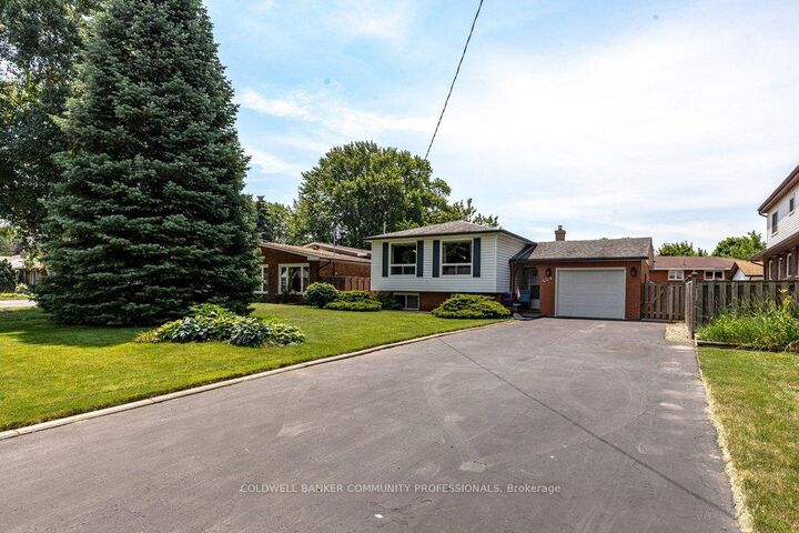 Property Photo: 409 Mohawk Road W ON L9C 1W5