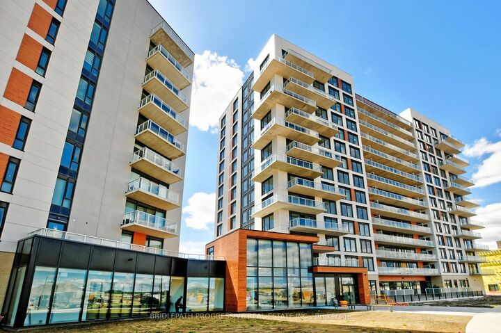 Property Photo:  6 David Eyer Road 518  ON L4S 0N5 