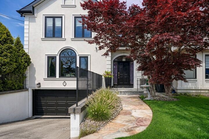 594 Woburn Avenue S — photo 1