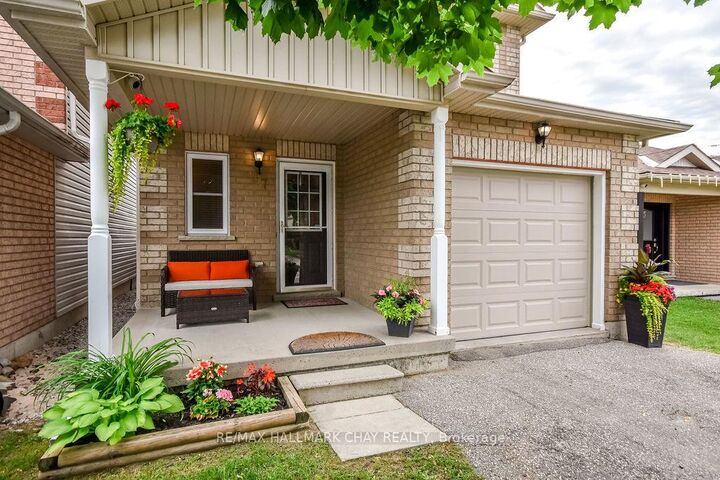 Property Photo: 37 Julia Crescent ON L3V 7Y9
