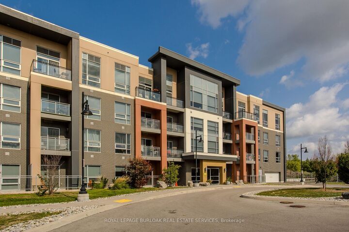 Property Photo:  4040 Upper Middle Road 117  ON L7M 1H2 