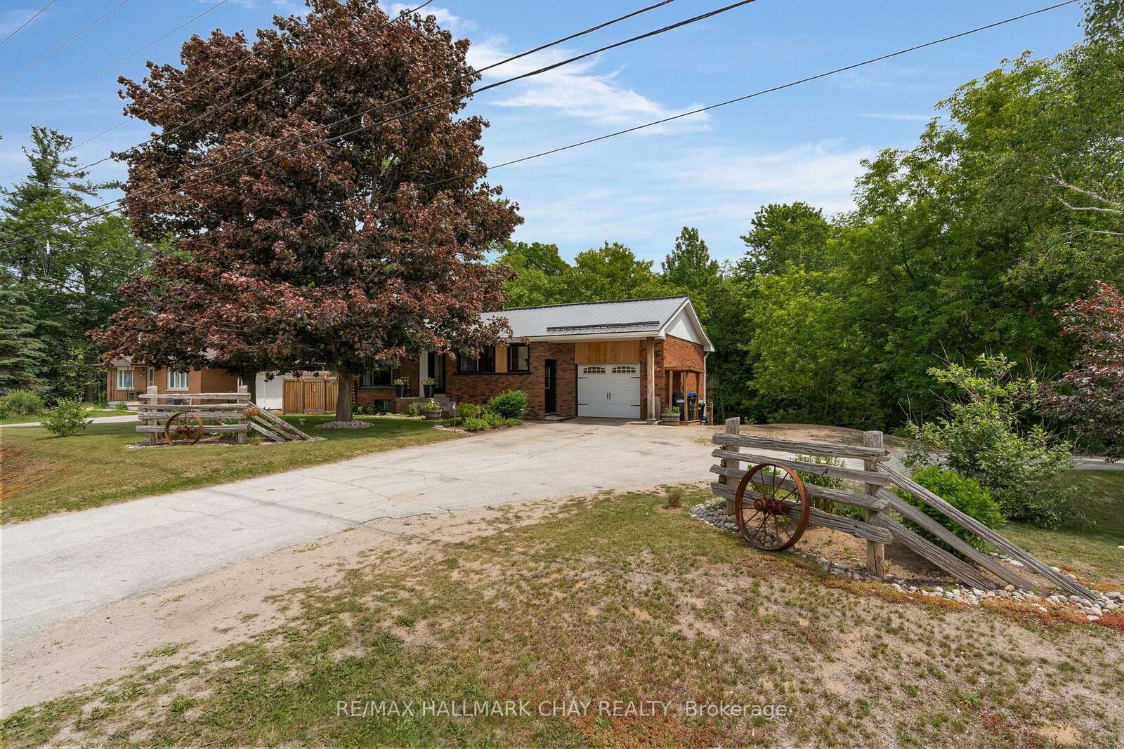 Property Photo:  2 Wyant Drive  ON L0M 1S0 