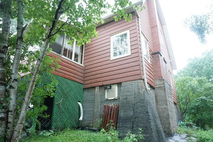 Property Photo:  102 Galena Street  ON P0J 1C0 