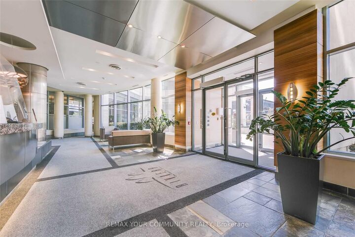 Property Photo:  228 Queens Quay W 1707  ON M5J 1B5 