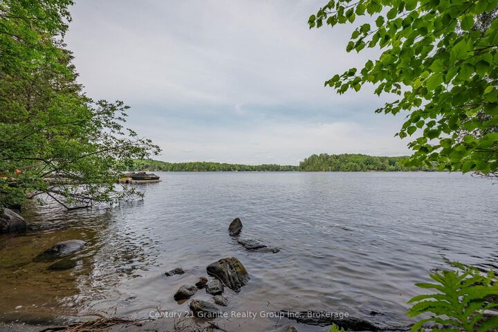 Property Photo: 1283 Wonderland Road ON K0M 1S0