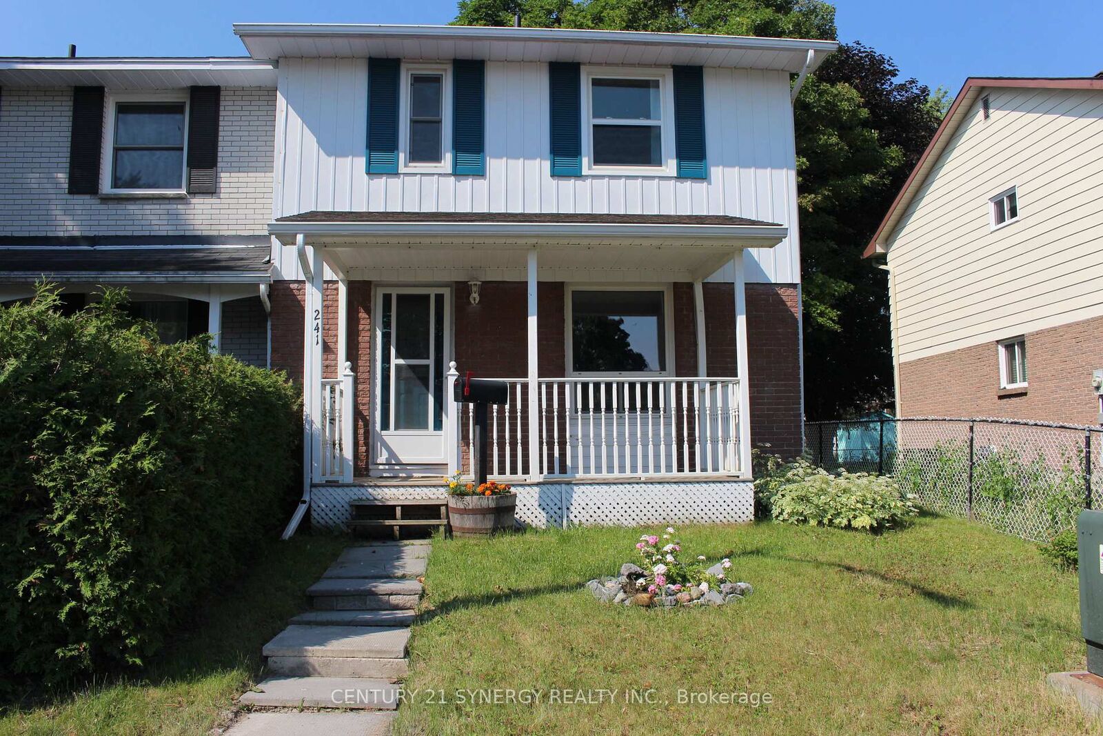 Property Photo:  241 Wilfred Crescent  ON K7S 2W8 