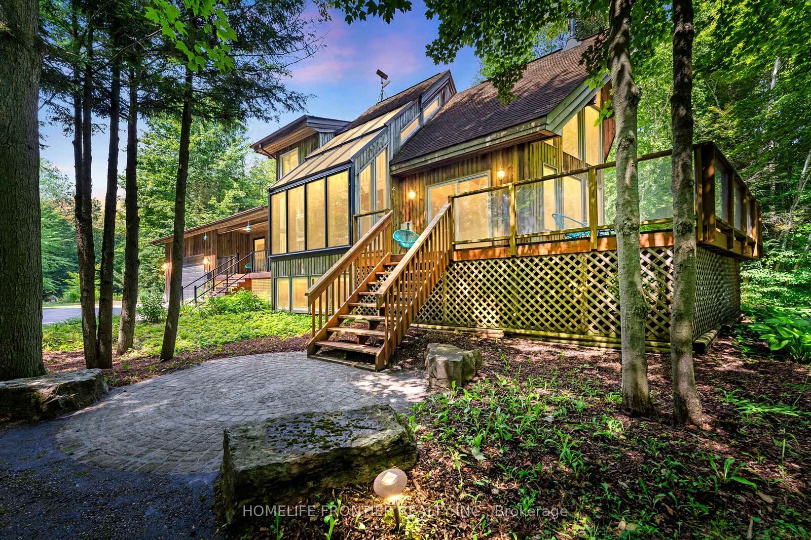 Property Photo: 7896 6th Line ON L0M 1T0