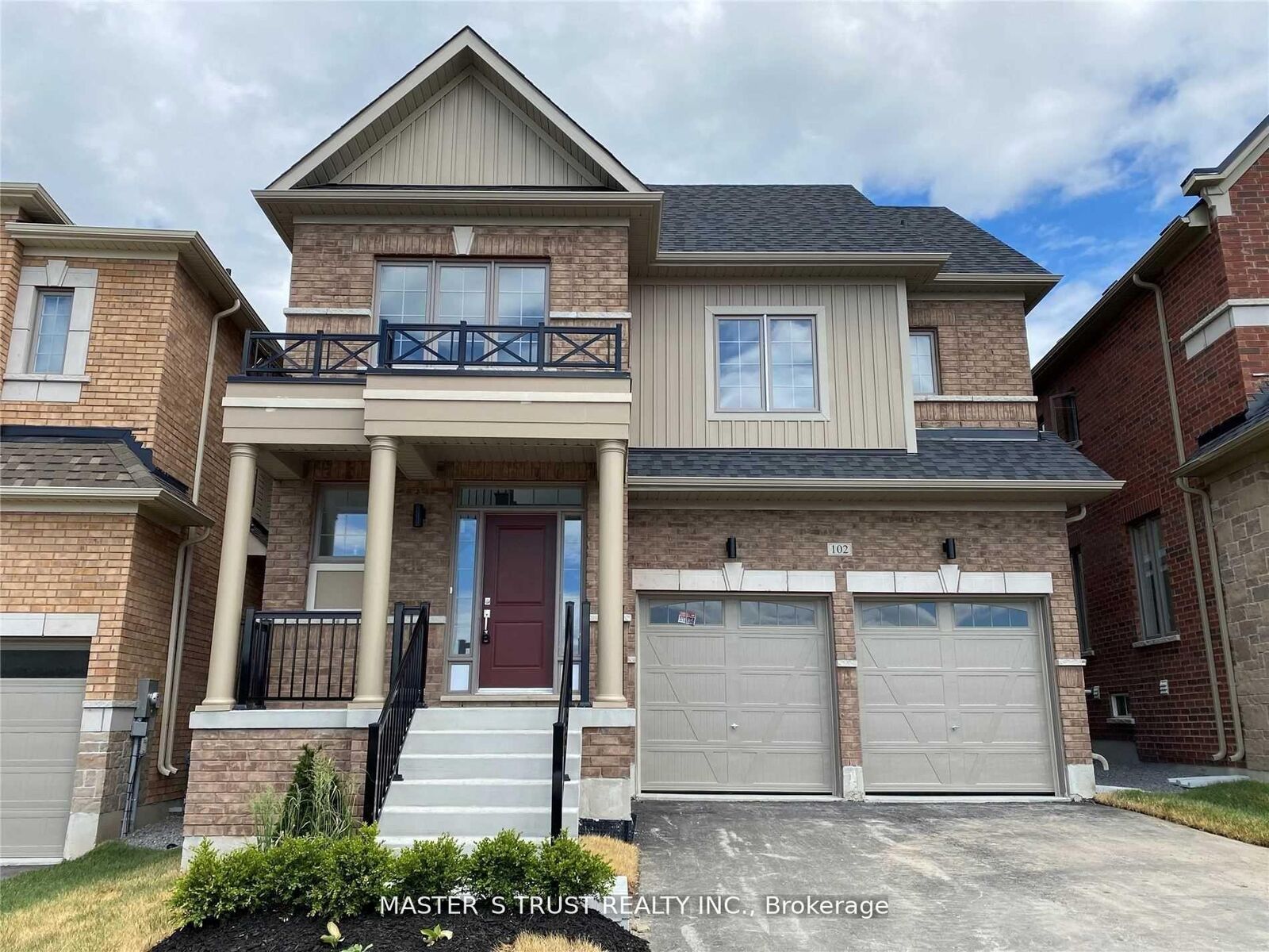 Property Photo: 102 Frank Kelly Drive ON L9N 0V3