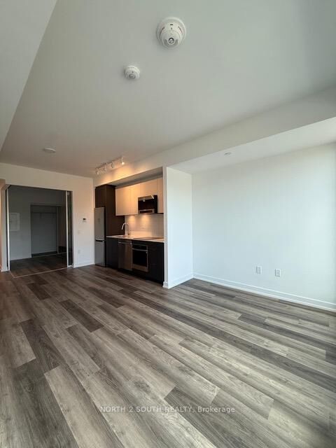 Property Photo: 6 Chartwell Road 323 ON M8Z 0H2