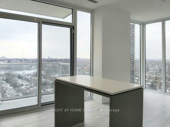 Property Photo:  33 Helendale Avenue 1312  ON M4R 0A4 