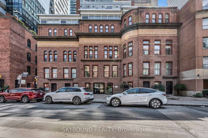 Property Photo: 11 St Joseph Street 505 ON M4Y 1J8