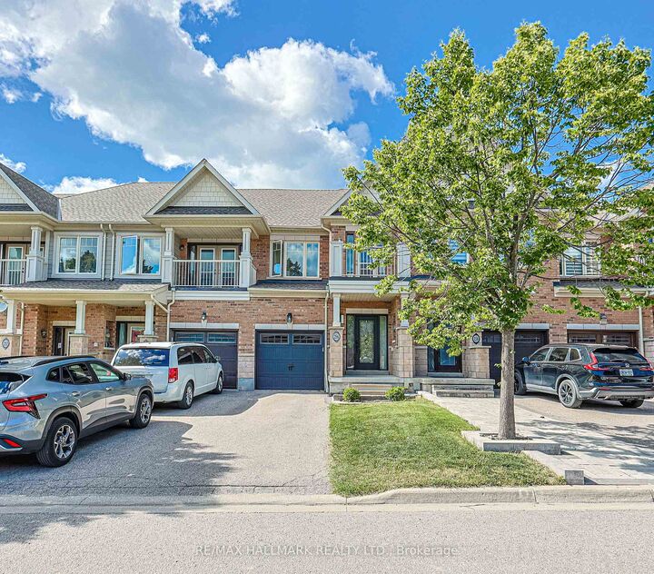 Property Photo: 256 Sandale Road ON L4A 0Y4